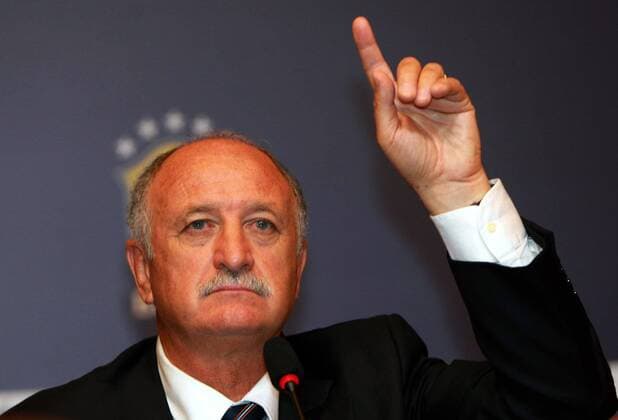 Brazil s soccer coach Luiz Felipe Scolari delivers a speech during a press conference presenting him as Brazil s new coach, in Rio de Janeiro, Brazil, on Nov. 29, 2012. (Xinhua Tasso Marcelo AGENCIA ESTADO) (ae) (py) (BRAZIL OUT) BRAZIL-RIO DE JANEIRO-FOOTBALL-SCOLARI 