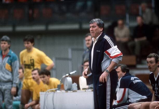 Trainer Petre Ivanescu (Bayer Dormagen)