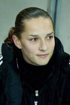 Torfrau Laura Benkarth (Deutschland) - Frauen Test Länderspiel Deutschland vs. Frankreich im Erdgas Sportpark in Halle Saale - Portrait,Fußball,Frau,29.11.2012,Deutschland