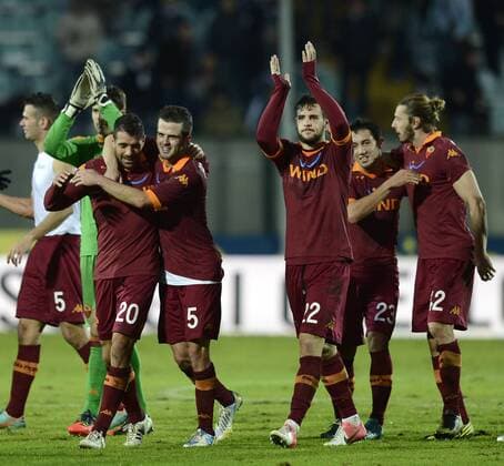 Siena, Serie A, AC Siena vs. AS Rom: Simone Perrotta, Miralem Pjanic, Mattia Destro, Ivan Piris, federico Balzaretti 
