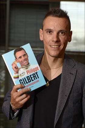 Philippe Gilbert präsentiert in Brüssel seine Biografie CYCLISME : Philippe Gilbert presente son livre Ma saison arc en ciel - Bruxelles - 04 12 2012 Photonews Panoramic 