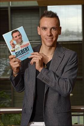 Philippe Gilbert präsentiert in Brüssel seine Biografie CYCLISME : Philippe Gilbert presente son livre Ma saison arc en ciel - Bruxelles - 04 12 2012 Photonews Panoramic 