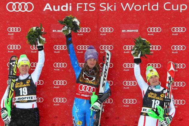 SKI ALPIN - FIS WC St. Moritz, Super-Kombination, Damen ST.MORITZ,SCHWEIZ,07.DEZ.12 - SKI ALPIN - FIS Weltcup, Superkombination der Damen, Siegerehrung. Bild zeigt den Jubel von Nicole Hosp (AUT), Tina Maze (SLO) und Kathrin Zettel (AUT). 