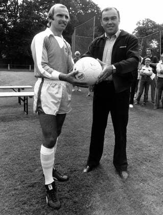 Trainer Wenzel Halama und Erich Beer (beide TSV 1860 München)