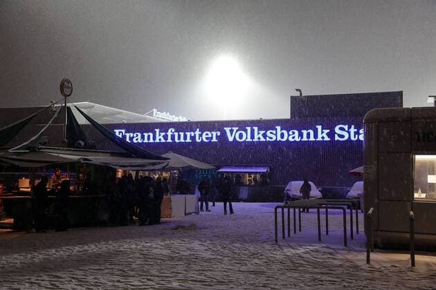 Fußball, Stadiongeschichte FSV Frankfurt Winterliches Frankfurter Volksbank Stadion