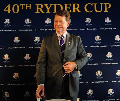 Dec. 13, 2012 - Manhattan, New York, U.S. - TOM WATSON is named U.S. 2014 Ryder Cup Captain at a press conference at the Empire State Building, Thursday, December 13, 2012. Tom Watson Named Ryder Cup Captain - ZUMAb09