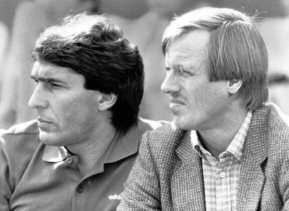Manager Rudi Assauer (li.) und Trainer Sigfried Held (FC Schalke 04)