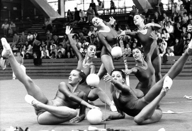 Teilnehmerinnen der Gymnastik EM in Amsterdam - DEUTSCHSPRACHIGE SPORTZEITSCHRIFTEN UND -ZEITUNGEN NUR NACH RÜCKSPRACHE