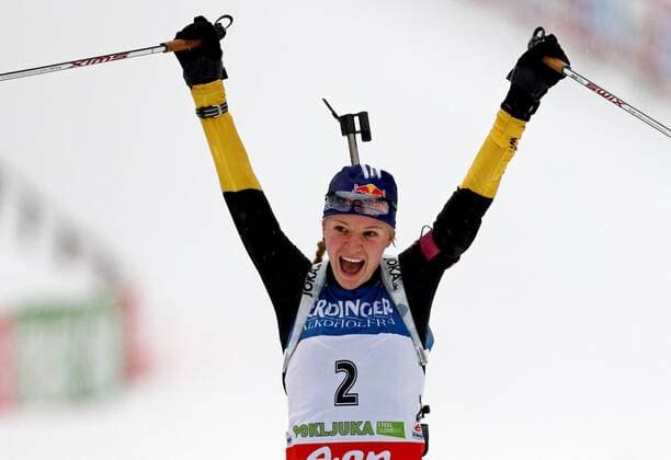 BIATHLON - IBU WC Pokljuka POKLJUKA,SLOWENIEN,15.DEZ.12 - BIATHLON - IBU Weltcup, 10km Verfolgung der Damen. Bild zeigt den Jubel von Miriam Gössner (GER). 