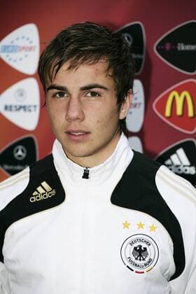 Mario Götze (Deutschland) - U 17 Fußball Europameisterschaft Gruppe B Niederlande vs. Deutschland im Ernst Abbe Sportfeld in Jena - Portrait,Deutschland,12.05.2009,Mann,Männer,Fußball