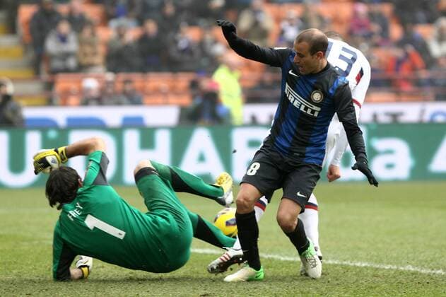 Rodrigo Palacio Inter Sebastien Frey Genoa.Milano 22 12 2012 Stadio S.Siro .Football Calcio Serie A 2012 13.Inter v Genoa. PaoloxNucci