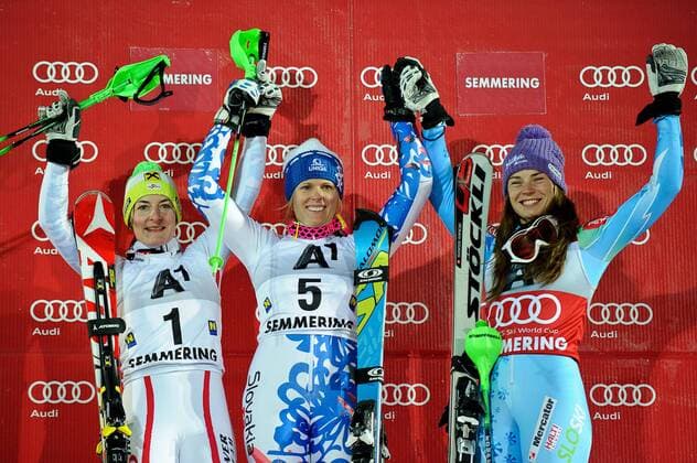 29.12.2012, Panoramapiste, Semmering, AUT, FIS Weltcup Ski Alpin, Slalom, Damen, Podium, im Bild Kathrin Zettel (AUT, 2. Platz), Veronika Velez Zuzulova (SVK, 1. Platz), Tina Maze (SLO 3. Platz)