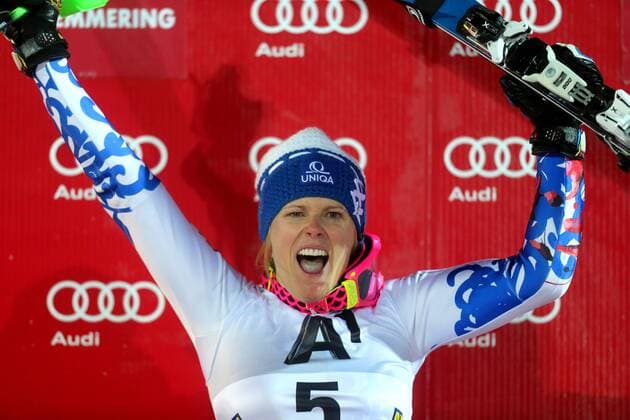 SKI ALPIN - FIS WC Semmering, Slalom, Damen SEMMERING,AUSTRIA,29.DEZ.12 - SKI ALPIN - FIS Weltcup, Slalom der Damen, Nachtslalom, Siegerehrung. Bild zeigt den Jubel von Veronika Velez Zuzulova (SVK). 