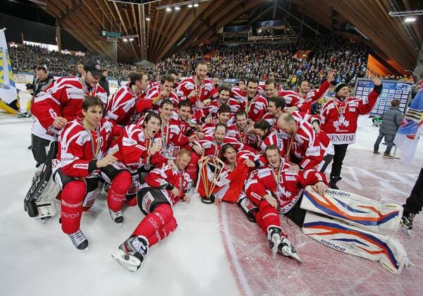 EISHOCKEY - SPENGLER CUP DAVOS - FINALE - 31.12.2012, TEAM CANADA vs. HC DAVOS (SUI), SIEGER TEAM CANADA, -