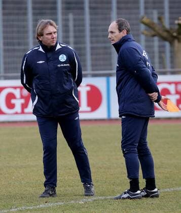 Fußball, Trainerhistorie, Stuttgarter Kickers Stuttgart , Fussball Training Stuttgarter Kickers von links: Trainer Gerd Dais Co-Trainer Jürgen Hartmann