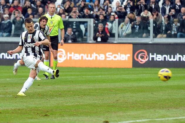 IPP20130106 Football - soccer: Serie A, Juventus Turin vs. Sampdoria Genua - sebastian giovinco realizza il gol su rigore - xHOCHxZWEIx xItalyxPhotoxPressx 