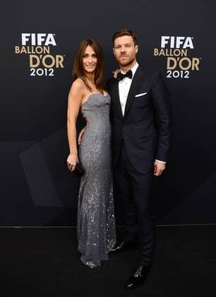 Fussball International FIFA Ballon d Or Weltfussballer 2012 07.01.2013 Xabi Alonso (re, Real CF Madrid) mit Frau Nagore Aranburu 