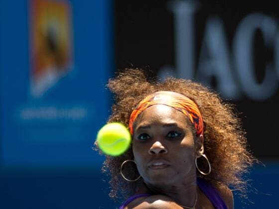 (130115) -- MELBOURNE, Jan. 15, 2013 (Xinhua) -- Serena Williams of the United States hits a return during her women s singles first round match on the second day of 2013 Australian Open tennis tournament in Melbourne, Australia, Jan. 15, 2013. 