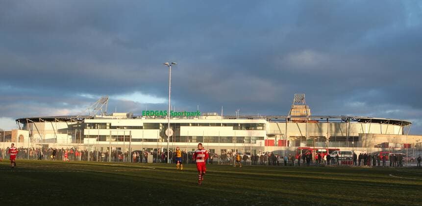 120113 Halle Saale Fußball 3. Liga Männer Hallescher FC HFC Testspiel Erdgas Sportpark Nebenplatz Trainingsplatz