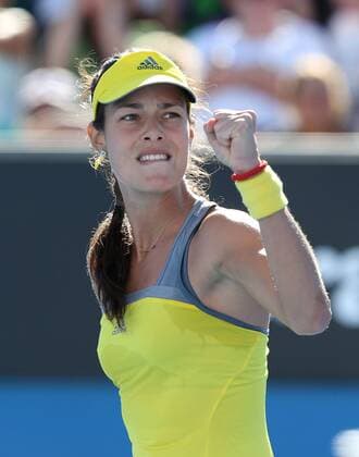 Australian Open 2013, Melbourne Park,ITF Grand Slam Tennis Tournament, Ana Ivanovic (SRB) macht die Faust und jubelt,Jubel,Emotion,Einzelbild, Halbkoerper,Hochformat,