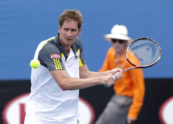 Australian Open 2013, Melbourne Park,ITF Grand Slam Tennis Tournament, Florian Mayer (GER),Aktion,Einzelbild,Halbkoerper,Querformat,