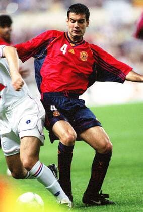 Pep GUARDIOLA, Spain football player, Barcelona (Barca) midfielder with international selection, fights for the ball. Spain (3) - Croatia (1) Olympic stadium inauguration, Seville. 05-05-1999. 