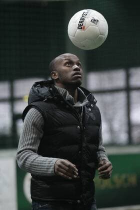 Viktoria Köln Regionalliga West Fußball Herren Zugang Savio Nsereko