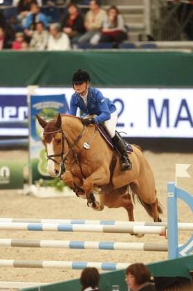 Leipzig Messegelände 19.01.2013 Internat. Reitturnier Partner Pferd hier Stil-Springen Kl. M mit Pferdewechsel Goldener Sattel (HGW-Nachwuchsförderpreis): Vanessa Borgmann (GER) und Kolibri s Firebird