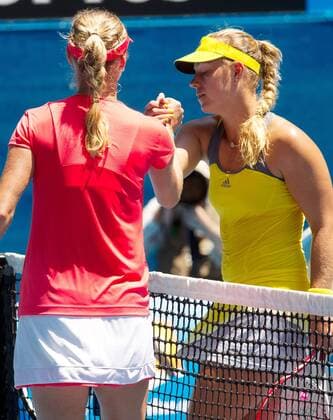 TENNIS - WTA, Australian Open 2013 MELBOURNE,AUSTRALIEN,20.JAN.13 - TENNIS - WTA Tennis Damen Tour, Grand Slam, Australian Open. Bild zeigt Ekaterina Makarova (RUS) und Angelique Kerber (GER). 