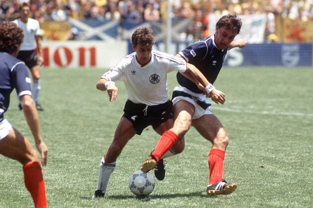 PIERRE LITTBARSKI (BR Deutschland), MAURICE MALPAS (Schottland)