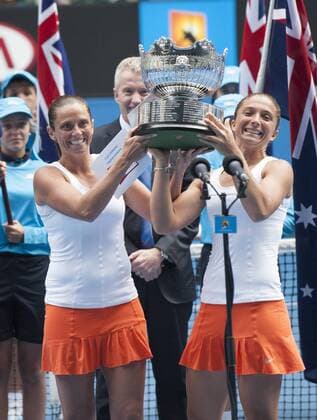 Jan. 25, 2013 - Melbourne, Victoria, Australia - Roberta Vinci und Sara Errani gewinnen im Doppel die Australian Open Tennis 2013 - Australian Open - Day 11 - ZUMAkh1