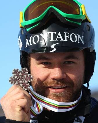 SNOWBOARD - FIS WM Stoneham, SBX, Herren STONEHAM,KANADA,26.JAN.13 - SNOWBOARD - FIS Weltmeisterschaften Stoneham, Boarder Cross, Snowboardcross, Herren, Siegerehrung. Bild zeigt Markus Schairer (AUT). Keywords: Medaille. 