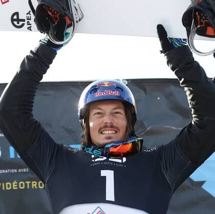 SNOWBOARD - FIS WM Stoneham, SBX, Herren STONEHAM,KANADA,26.JAN.13 - SNOWBOARD - FIS Weltmeisterschaften Stoneham, Boarder Cross, Snowboardcross, Herren, Siegerehrung. Bild zeigt den Jubel von Alex Pullin (AUS). 