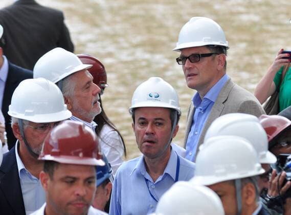 Jaques Wagner, Gouverneur, FIFA Generalsekretär Jerome Valcke Besichtigung der Arena Fonte Nova in Salvador. Spielort der WM 2014 in Brasilien. Salvador BA, Brasil 29 01 2013. x(2113)xMauroxAkinxNassorx xFotoax  (14005)
