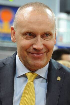 ITAR-TASS: MOSCOW REGION, RUSSIA. JANUARY 26, 2013. Head coach Rimas Kurtinaitis seen during the meeting with players of BC Khimki.  RE112919