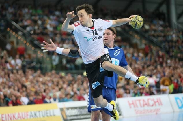 Leipzig, 02.02.2013, Arena, All Star Game, Handball, Herren , Deutschland DHB Auswahl vs. Bundesliga All-Star-Team 37:35 (19:18) , Im Bild: Patrick Groetzki (DHB) vor Filip Jicha (hi.,All Star). ,
