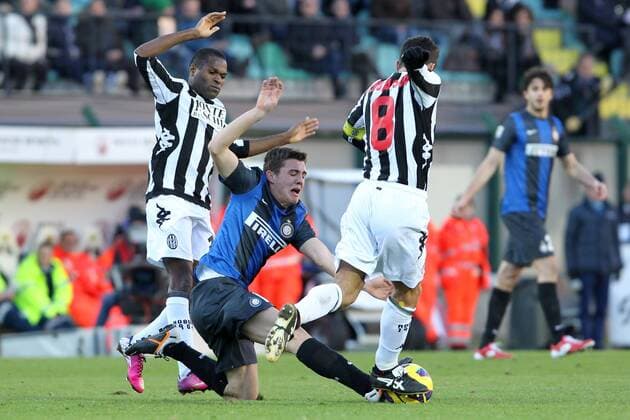 MATEO KOVACIC (Inter) Simone Vergassola (Siena).Siena 03 02 2013 Stadio Artemio Franchi Montepaschi Arena .Seria A 2012 2013.Football Calcio Siena Vs Inter. lucaxpagliaricci