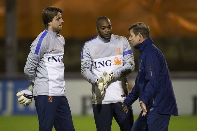 (L-R) Tim Krul of Holland, Kenneth Vermeer of Holland during the Training Session of the Dutch Team at Sportpark Nieuw Zuid on February 4 , 2013 in Katwijk, The Netherlands. Training session Dutch team Training 2013 xVIxLaurensxLindhoutxIVx 1373029