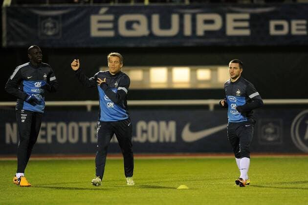 Romain Alessandrini - Mamadou Sakho - Mickael landreau Training Nationalteam Frankreich NLeGouicxFEPxPanoramic 
