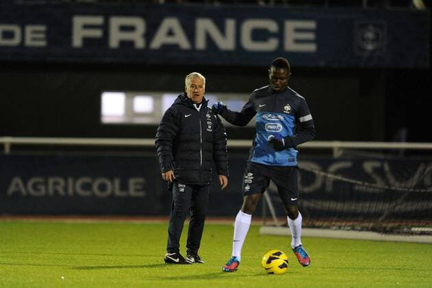 Didier Deschamps (Trainer) - Mapou Yanga Mbiwa M Biwa Training Nationalteam Frankreich NLeGouicxFEPxPanoramic 