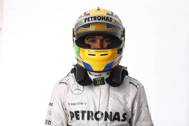 Formule 1: Test Jerez 05 02 2013 LEWIS HAMILTON (GBR) - MERCEDES F1W04 - AMBIANCE PORTRAIT Formule 1 : Essais Jerez - 05 02 2013 GillesLevent PanoramiC 