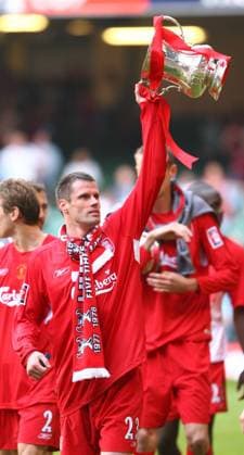 PROPAGANDA20060513 Football - soccer: FA Cup, Liverpool - West Ham United, CARDIFF, WALES - SATURDAY, MAY 13th, 2006: Liverpool s Jamie Carragher celebrates winning the FA Cup after a penalties victory over West Ham United during the FA Cup Final at the Millennium Stadium. xHOCHxZWEIx xPropagandax 