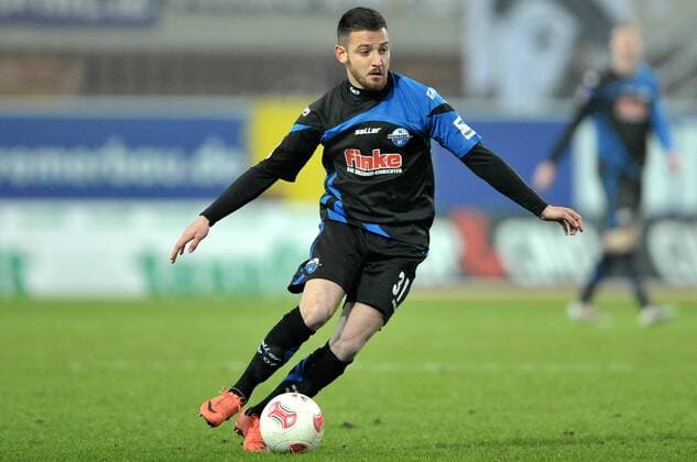 15-02-2013 pmk MU114290 Fussball Herren 2.Bundesliga Saison 2012 2013 SC Paderborn Deniz NAKI Paderborn