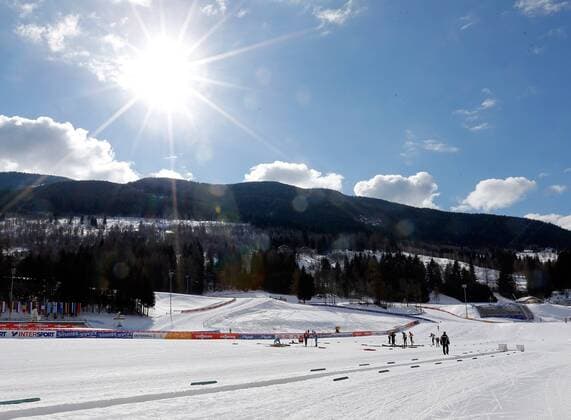 SKI NORDISCH - FIS Nordische WM 2013 TESERO,ITALIEN,18.FEB.13 - SKI NORDISCH, LANGLAUF - FIS Nordische Ski Weltmeisterschaften 2013 in Val di Fiemme, Vorberichte. Bild zeigt das Langlauf-Stadion. 