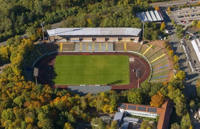 Fußball, Stadiongeschichte 1. FC Saarbrücken Luftbild, Stadion, Ludwigsparkstadion, 1.FC Saarbrücken , Saarbrücken, Saarland, Saarland, Deutschland, Europa !ACHTUNGxMINDESTHONORARx60xEURO!