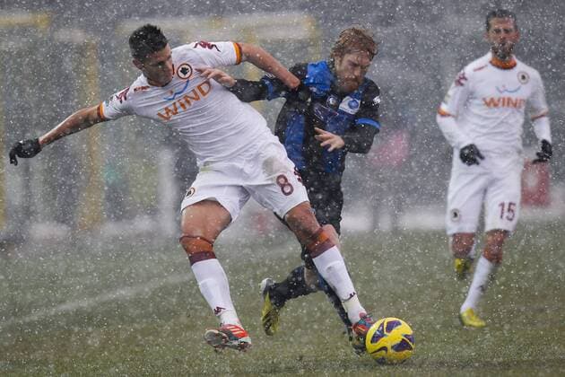 Erik Lamela Roma, Davide Biondini Atalanta - Bergamo, 24.02.2013 - Serie A 2012 2013 - Atalanta Bergamo vs AS Roma - MarcoxBertorello