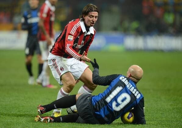 IPP20130224 Football - soccer: Serie A, Inter Mailand - AC Mailand, riccardo montolivo, esteban cambiasso xHOCHxZWEIx xItalyxPhotoxPressx 