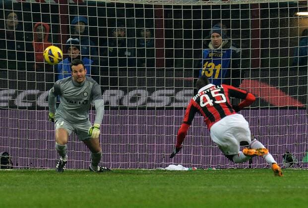IPP20130224 Football - soccer: Serie A, Inter Mailand - AC Mailand, balotelli xHOCHxZWEIx xItalyxPhotoxPressx 