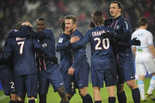 joie de David Beckham (psg) apres le but de Zlatan Ibrahimovic FOOTBALL : PSG OM - L1 - 24 02 2013 JBAutissier Panoramic 
