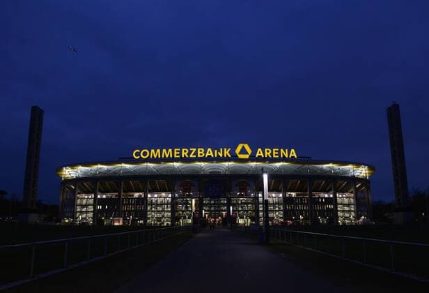 01.03.2013,xjhx, 1.Bundesliga, Eintracht Frankfurt, Commerzbank Arena, Stadionansicht, blaue Stunde, Dämmerung.
